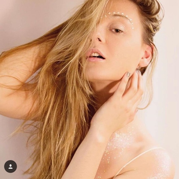 Meet your Posher, Melissa - Picture 4 of 8